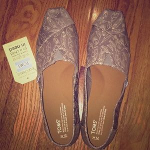 Toms, never worn, women’s size 12 shoes